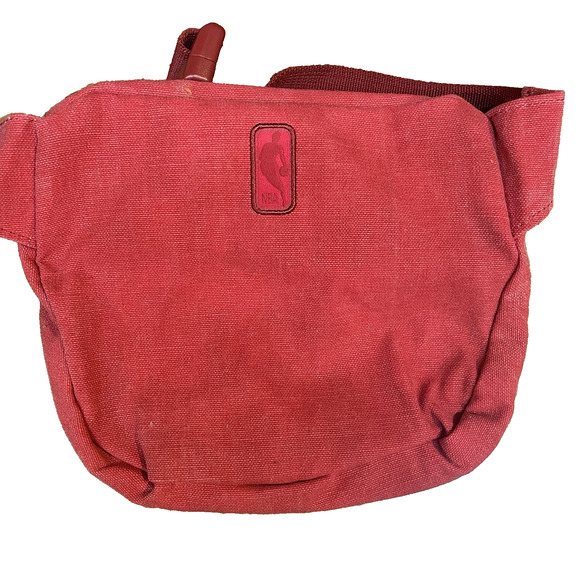 Herschel Belt Bag Chicago Bulls NBA Red Fanny Pack Clip Adjustable Basketball - Picture 2 of 15